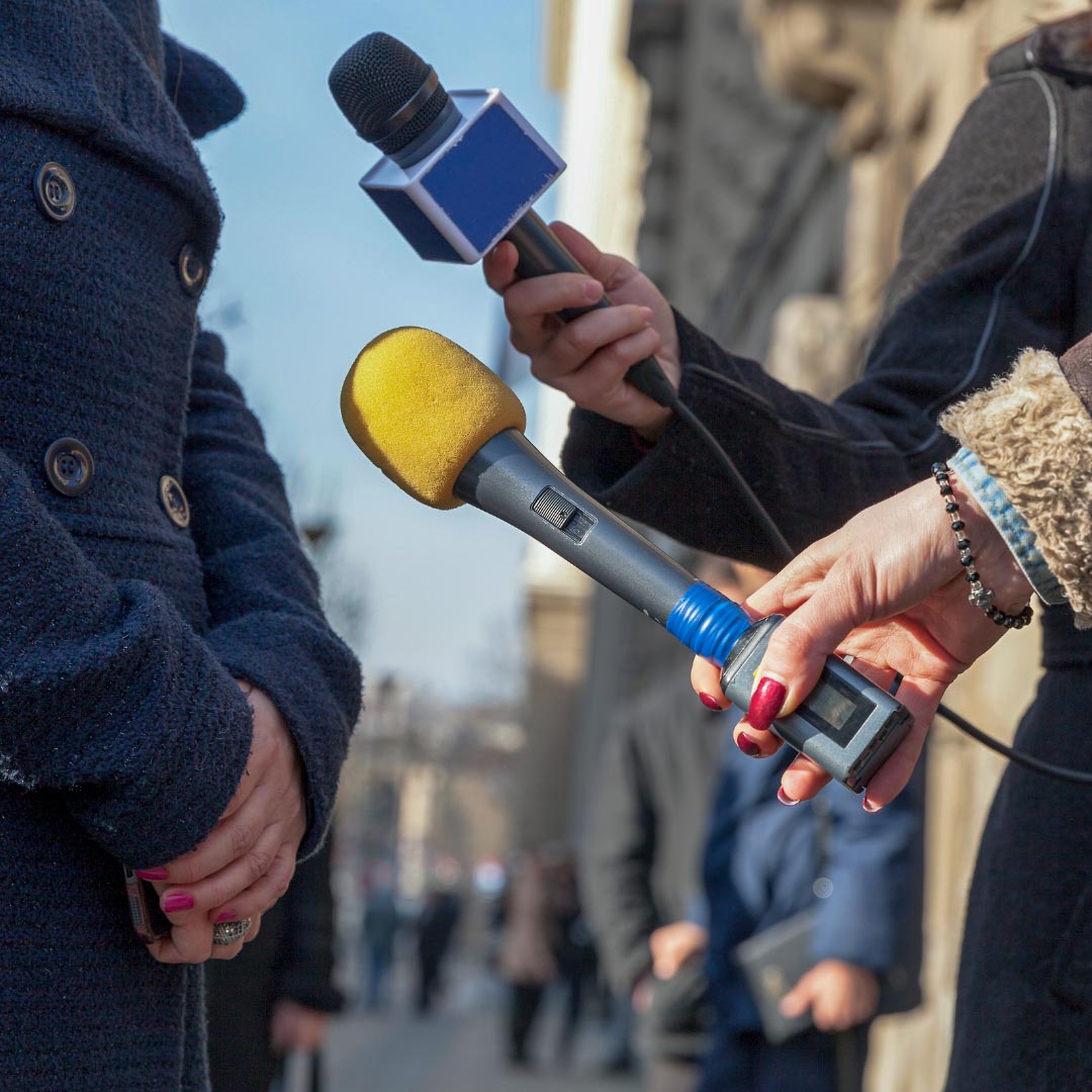 Citizen Journalism How You Can Shape the World (Free) BARN Catalog